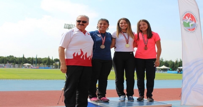 3 SPORCUMUZ MİLLİ TAKIMDA