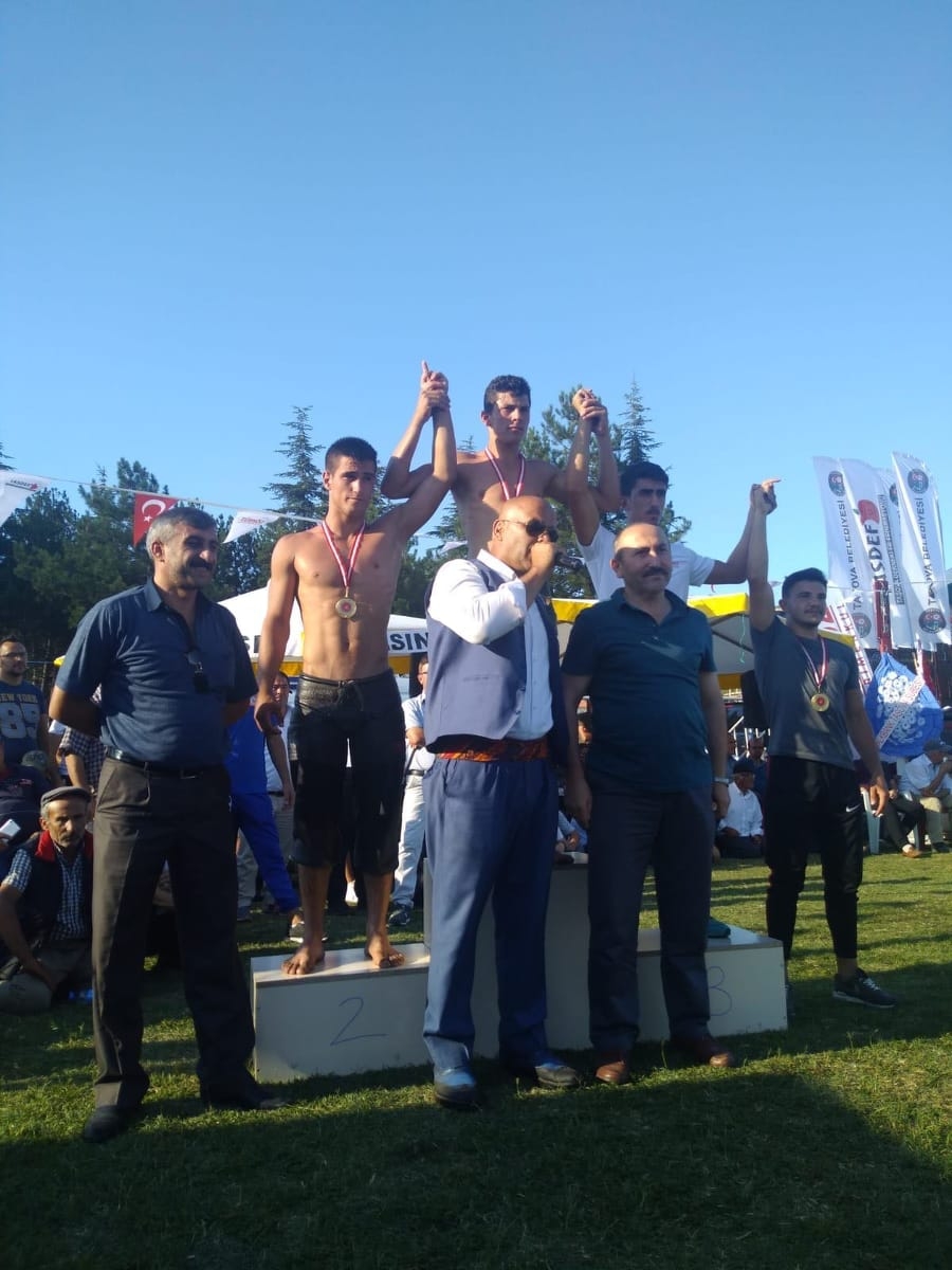 SERKAN AL DESTE 1'DE BİRİNCİ OLDU