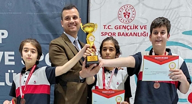 SANKO OKULLARI MASA TENİSİ TAKIMI İL DÖRDÜNCÜSÜ OLDU